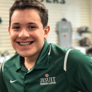 Meet your Posher, Carlos